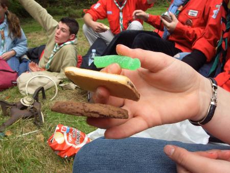 � qui appartien cette main de gourmandise?!